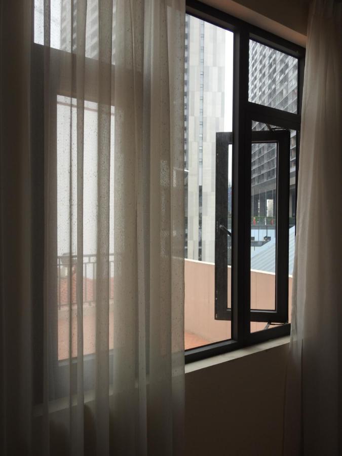 An Phú Nguyễn Hoàng Hotel Hanoi Esterno foto